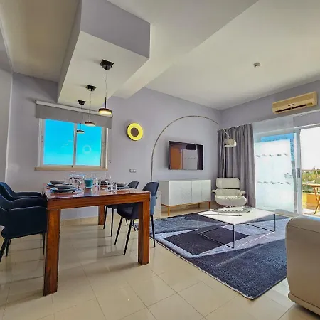 Sea-stretch Viewing Superking Flat By Bentobox * البوفيرا