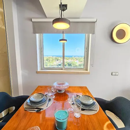 Sea-stretch Viewing Superking Flat By Bentobox Appartement Albufeira
