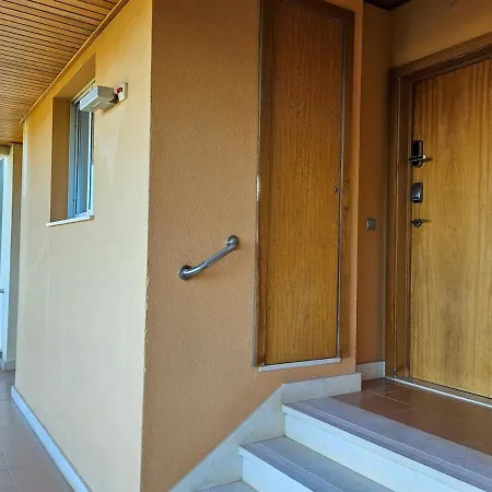 Sea-stretch Viewing Superking Flat By Bentobox البوفيرا