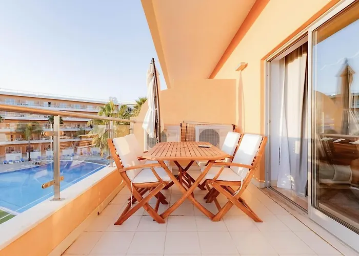 Sea-stretch Viewing Superking Flat By Bentobox *