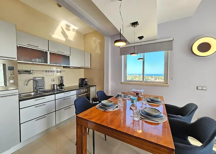 아파트 Sea-stretch Viewing Superking Flat By Bentobox *