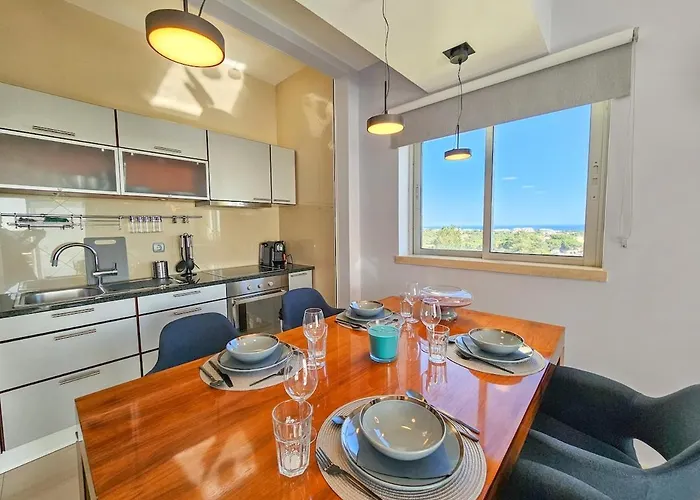 Sea-stretch Viewing Superking Flat By Bentobox 아파트 알부페이라