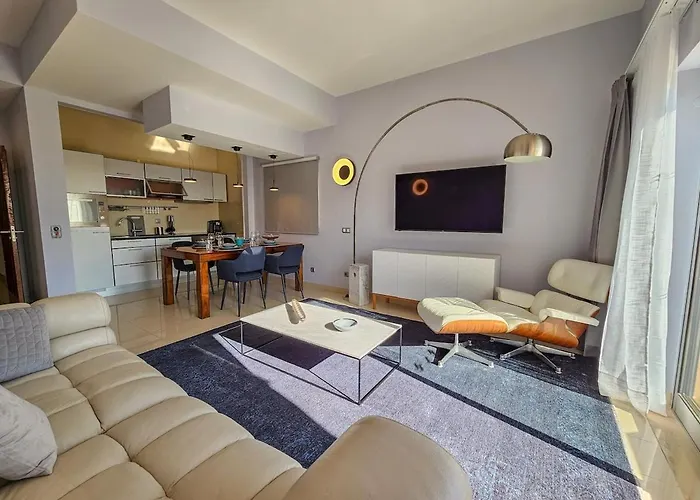 Sea-stretch Viewing Superking Flat By Bentobox