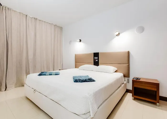 아파트 Sea-stretch Viewing Superking Flat By Bentobox *